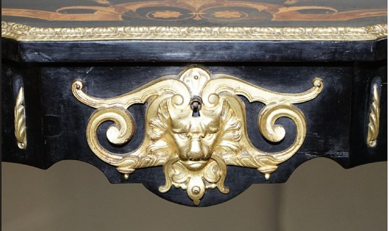 19th Century Louis Philippe Ebonised Marquetry Inlaid Bronze Extending Table gallery