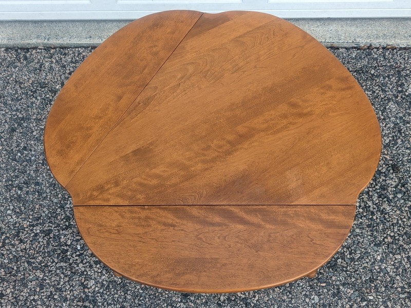 Ethan Allen Early American Corner Table, Maple & Birch, 2 Drop Leaves, 10-8547 gallery