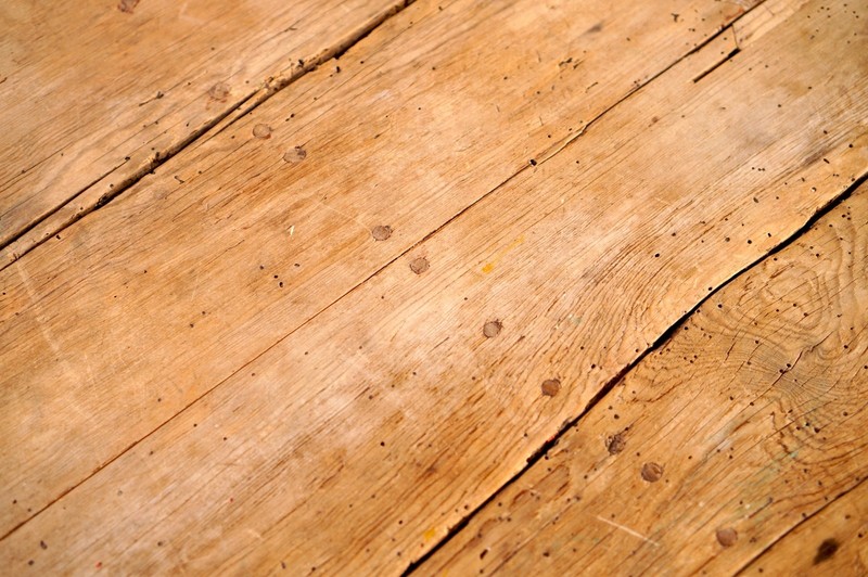 Beautiful French Country Style Rustic Farmhouse Antique Table in Pine and Oak gallery