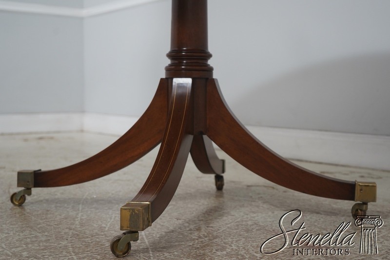 L73121: Georgian Style Oval Mahogany Inlaid Dining Table gallery