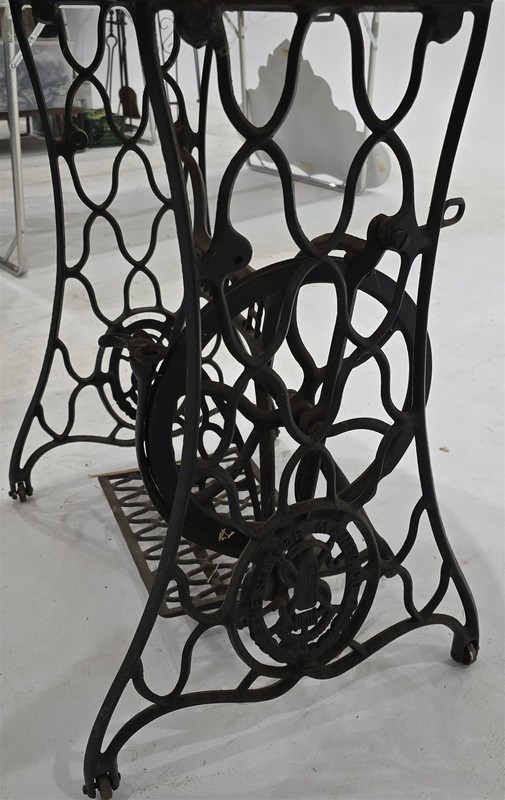 Vintage Cafe Dining Kitchen Round Table on Cast Iron Singer Treadle Base Awesome gallery