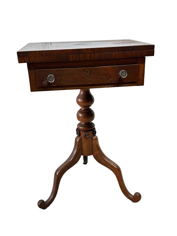 Antique victorian game table checkerboard top rosewood 1870