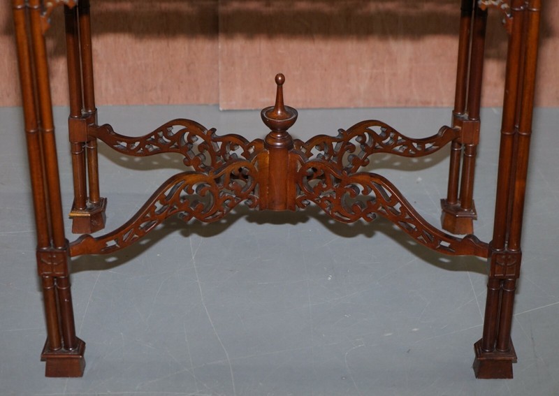 SUBLIME CIRCA 1920'S THOMAS CHIPPEDALE FRET WORK CARVED SILVER TEA COFFEE TABLE gallery