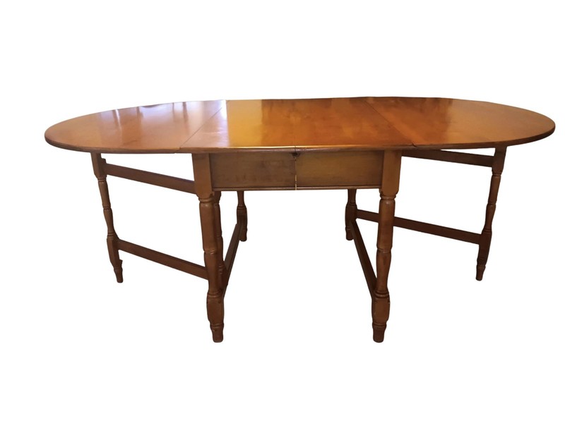 Large Solid Wood Drop Leaf Swing Gate Leg Diningroom Table gallery