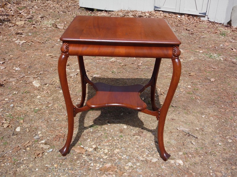 Vintage Mahogany Center Table Parlor Occasional Accent Table