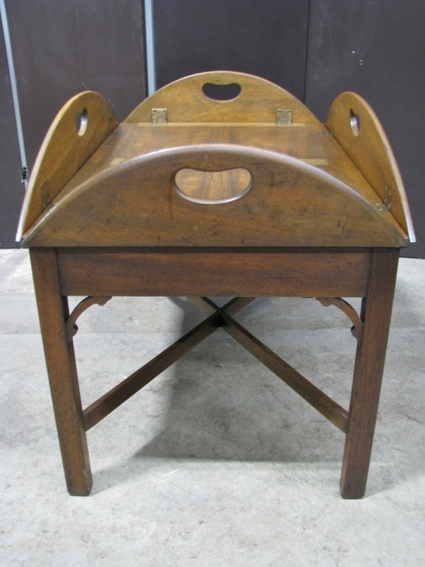 Kittinger Mahogany Circa 1966 Anniversary Edition Butler's Tray Coffee Table gallery