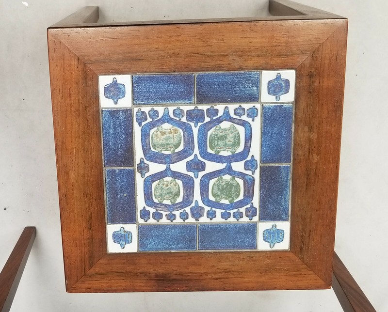 SET OF SEVERIN HANSEN HASLEV ROYAL COPENHAGEN ROSEWOOD NESTING TABLE WITH TILES gallery