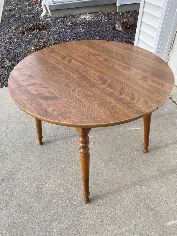 Ethan Allen Heirloom Maple Nutmeg 36” Round Extension Formica Top Dining Table gallery