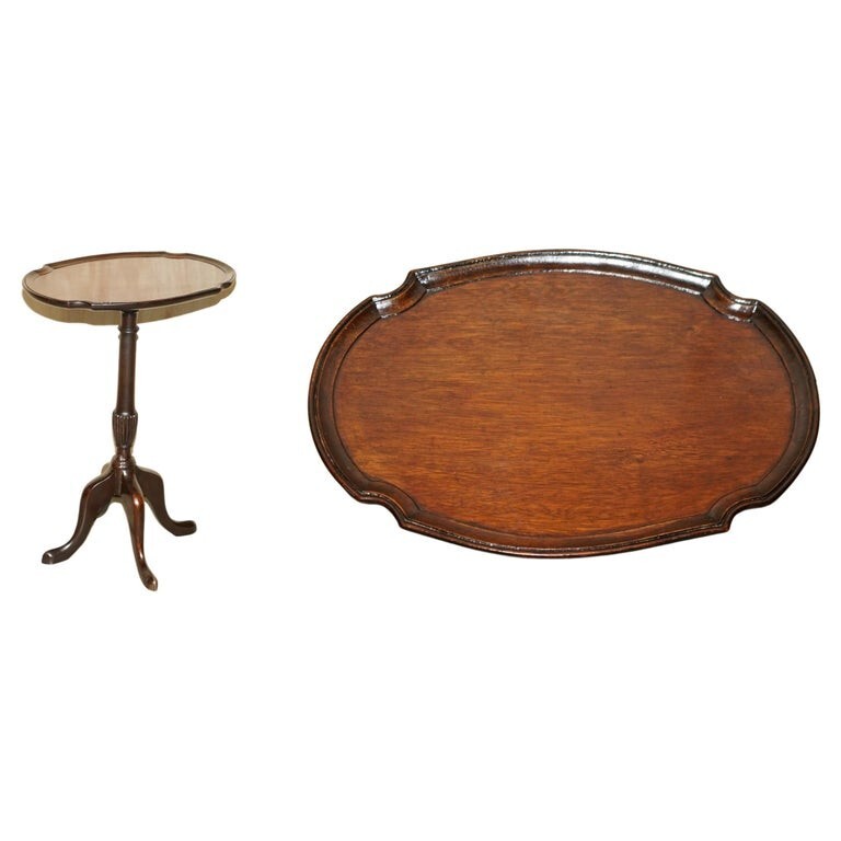 VINTAGE OVAL MAHOGANY CARVED LEGS PIE CRUST EDGE QUAD LAMP SIDE END WINE TABLE