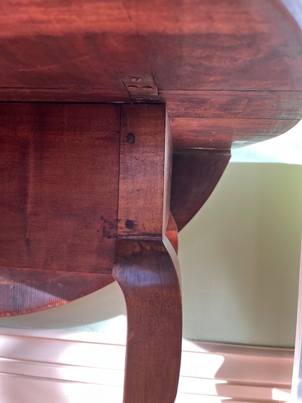 18th C. Queen Anne Cherry Drop Leaf Table gallery