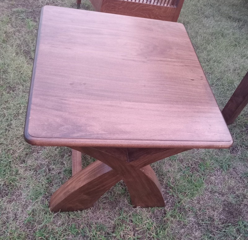 Solid Alder Wood End Table with Walnut Stain / Side Table (ET504) gallery