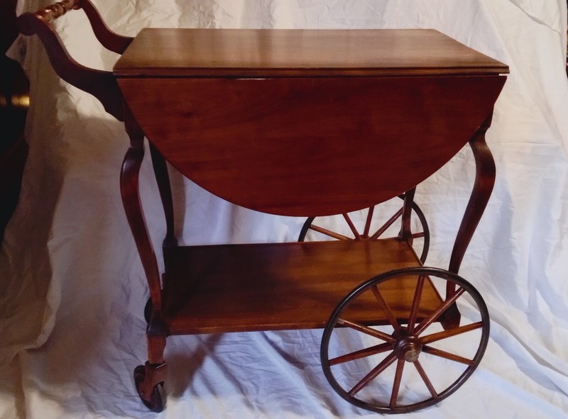 Oak Tea Cart Quarter Sawn gallery