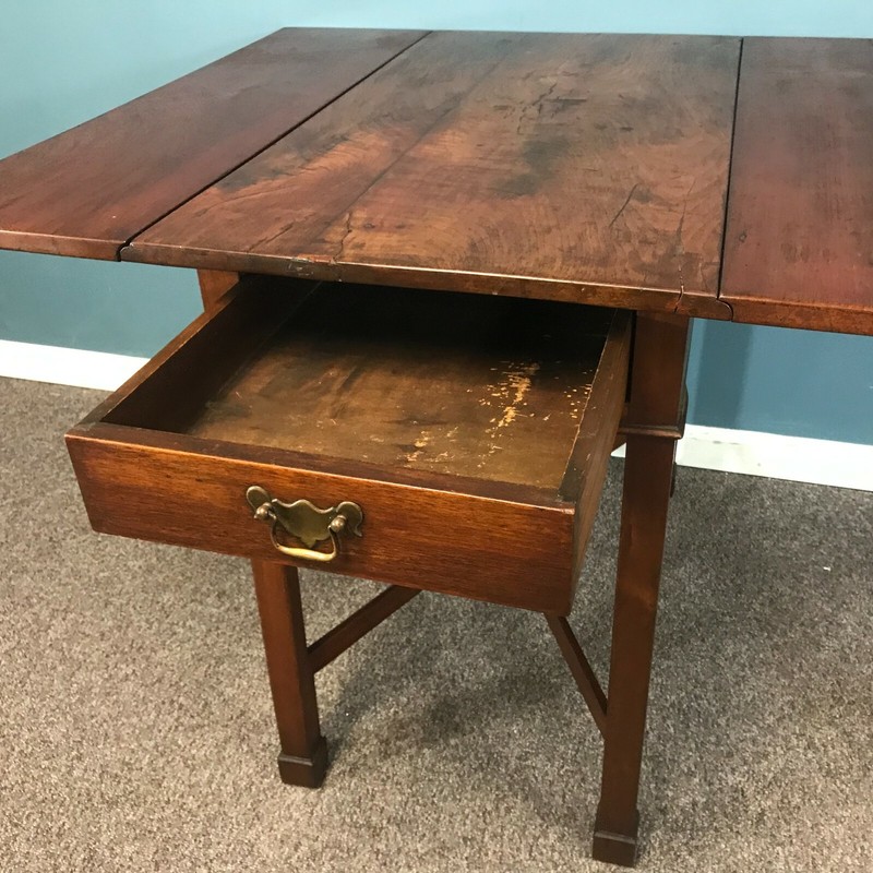 18th Century Walnut Pembroke Table gallery