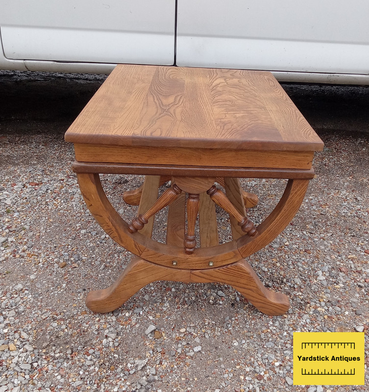 Mid Century Solid Oak Wagon Wheel End Table / Side Table (ET251)