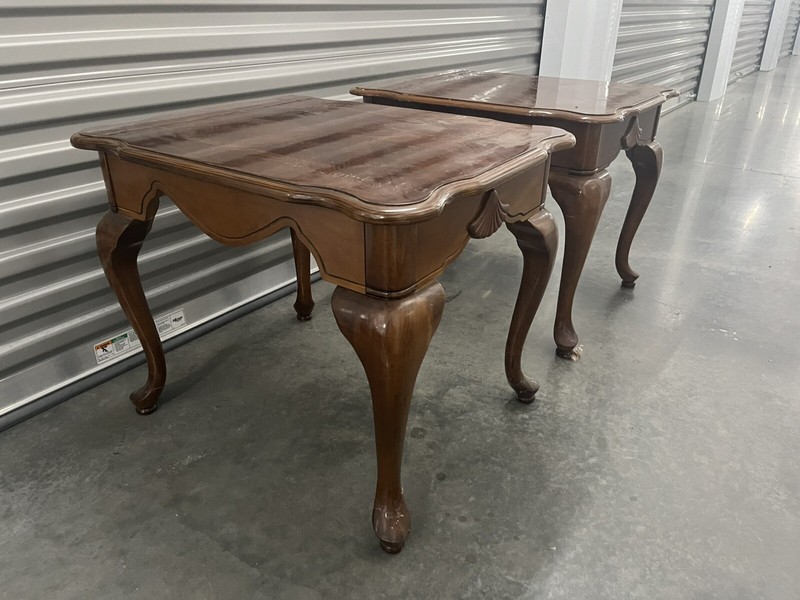 1990s Queen Anne End Table (2) Beautiful – ***Free Pick ***