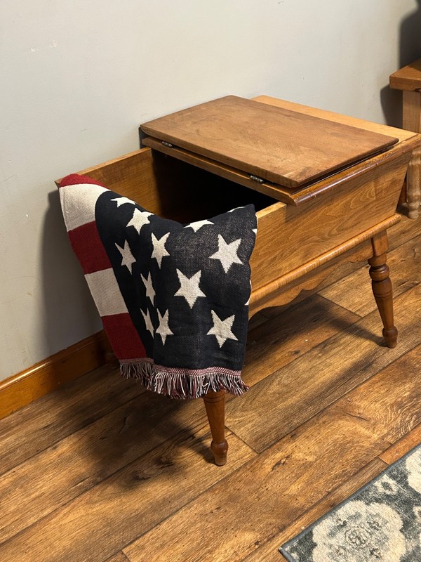 50s VTG Mid-century Heywood-Wakefield dough box side table #1223 24.75x21x20” gallery