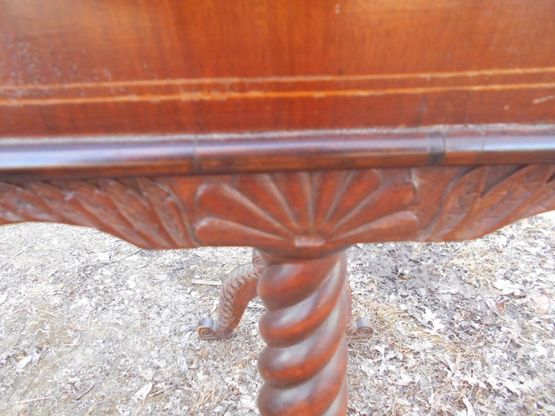 ANTIQUE 19th CENTURY FEDERAL CLASSICAL CARVED MAHOGANY SEWING TABLE gallery