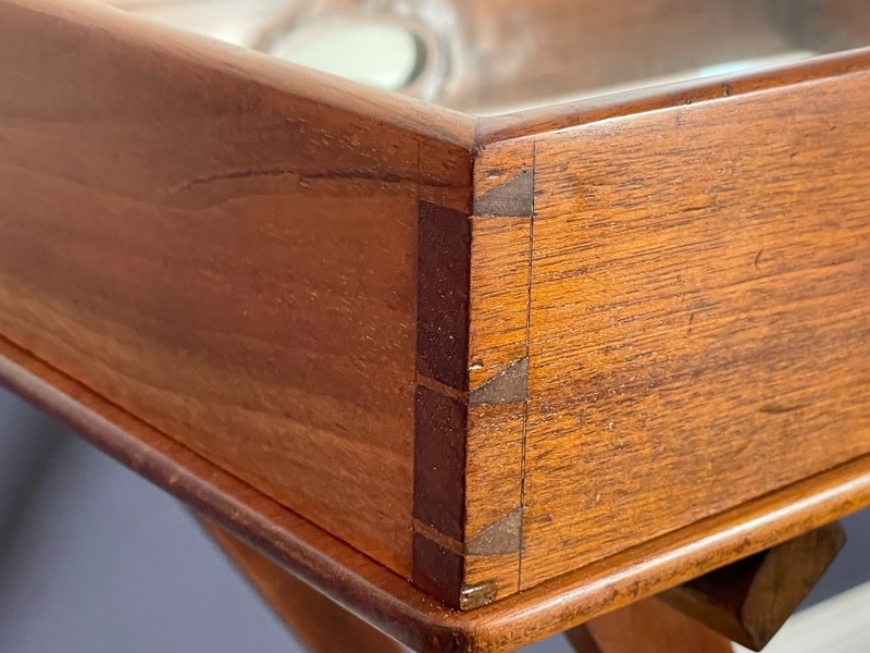 Signed Butler’s Tray on Stand in Mahogany, 19th-Century gallery
