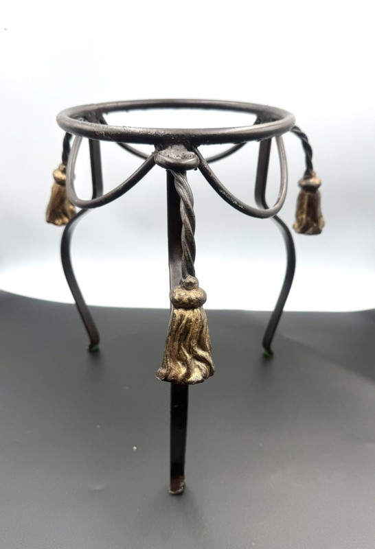 Vintage Italian Hollywood Regency Style 3 Gold Tassel Iron Rope Tassel Stand gallery