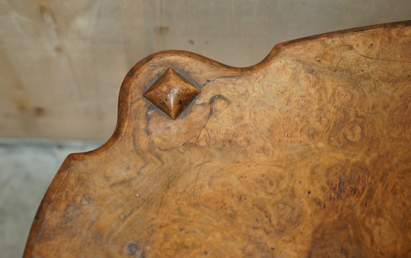 EXQUISITELY HAND CARVED BURR WALNUT COFFEE COCKTAIL TABLE LOVELY TURNED LEGS gallery