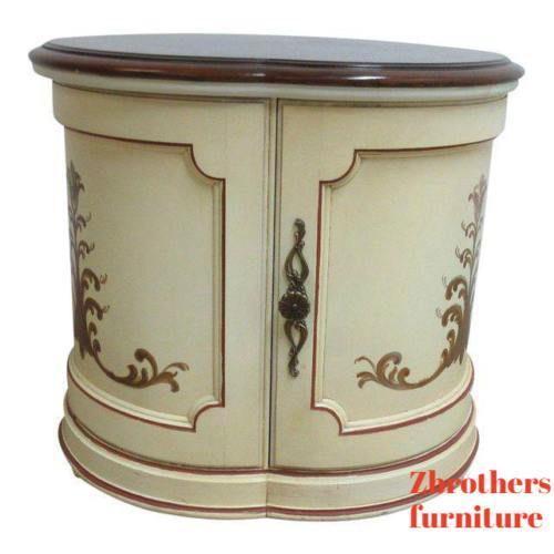 Vintage Custom Made Banded Clover Leaf Italian Regency Lamp End Table A