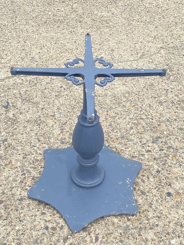 Vintage Hollywood Regency Cast Aluminum Dining Center Table Pedestal Base gallery