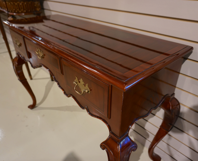 Mahogany wood Traditional Queen Ann Lowboy Wall Console gallery