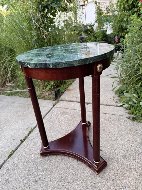Mid 20th Century Regency Style Marble Pedestal Side Table from Bombay Company gallery