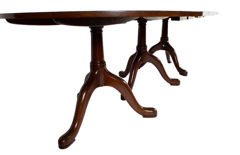 Kittinger Williamsburg Mahogany Three Pedestal Dining Table w 2 Leaves CW 66 65 gallery