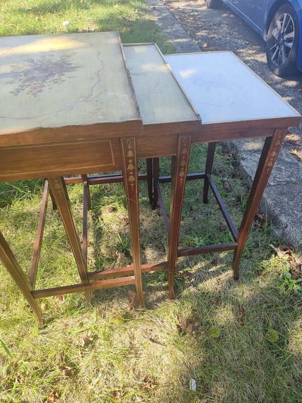 CHRISTMAS SPECIAL!!! ANOTHER PRICE DROP PRICE DROP 1920s NESTING TABLES ANTIQUE