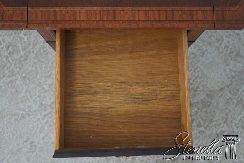 L73031: COUNCILL CRAFTSMEN Banded Drop Side Pembroke Table gallery