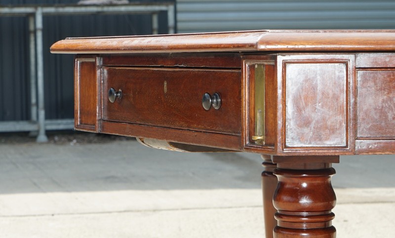 MASSIVE ANTIQUE GEORGE III 1780 MAHOGANY LIBRARY DESK TABLE GEORGE REX LOCKS gallery