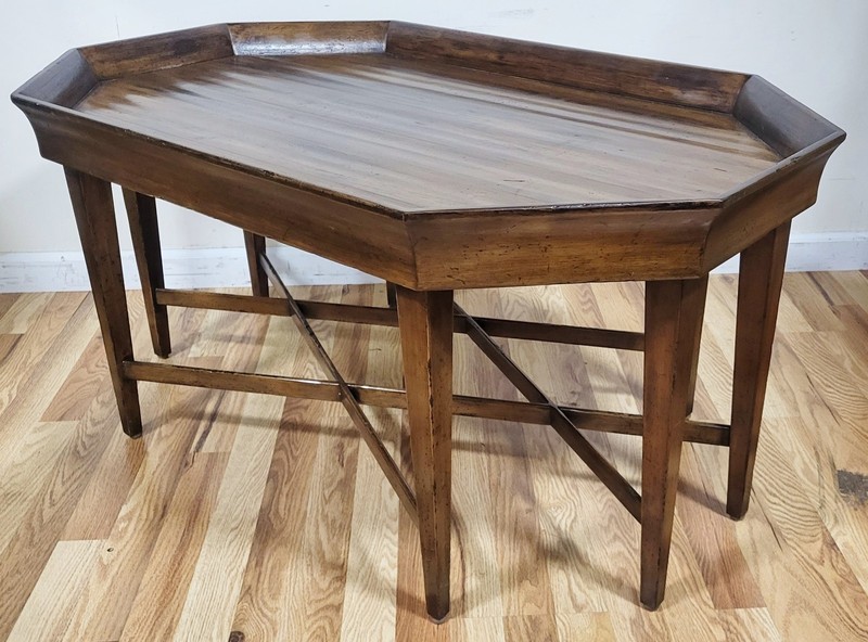 ESTATE VINTAGE MAHOGANY REGENCY STYLE OCTAGONAL OVAL COFFEE TABLE gallery