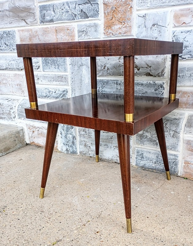 Vintage Mid Century 2 Tier Woodgrain Laminate End Side Table Tapered Legs