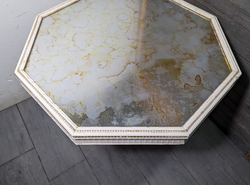 Vintage Hollywood Regency Italian Neoclassical Octagonal Pedestal Accent Table gallery