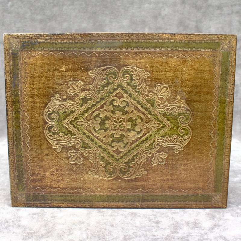 Vintage italian florentine table in gold colour, Venetian furnitur home decor gallery