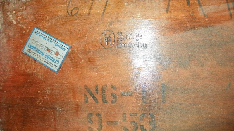 Heritage Mahogany Nesting Table / End Table by Henredon (ET549) gallery