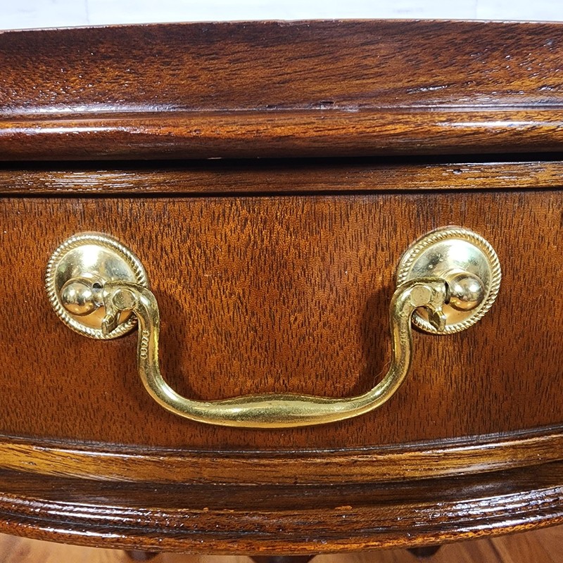 Baker Chinese Chippendale Furniture Table gallery