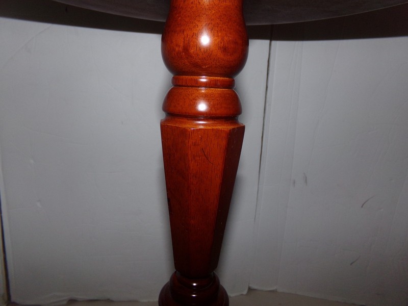 Vintage 1996 The BOMBAY Company Wooden Plant table 22"H gallery