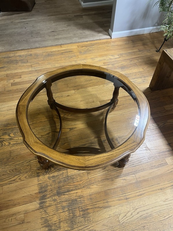 Vintage Octagonal Oak Coffee Table – 1970s Mediterranean/Regency Style