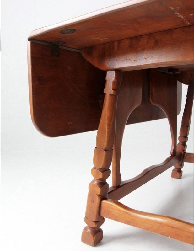 Vintage Cushman Creations Dinning Table gallery