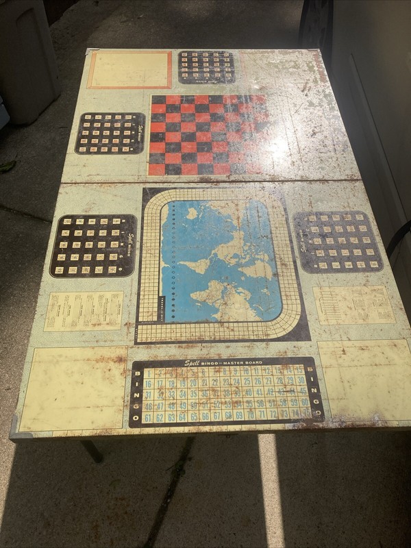 TRUE VINTAGE QUAKER FOLD- MATIC GAME METAL PORTABLE TABLE gallery