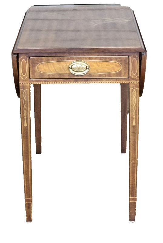 Henredon Historic Natchez Collection Mahogany Pembroke Table Drop Leaf Table