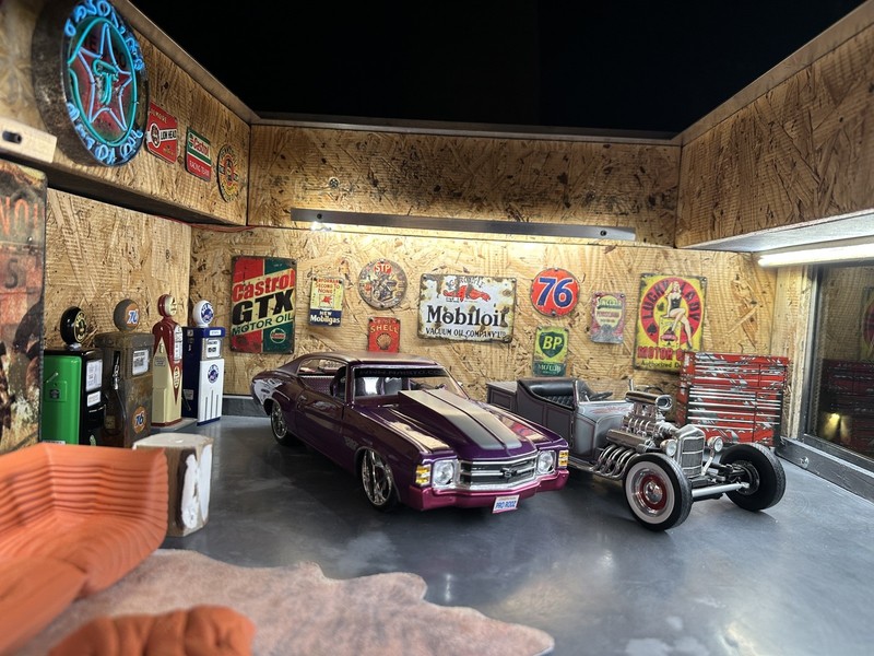 Vintage Route 66 Coffee Table Diorama Metal gallery