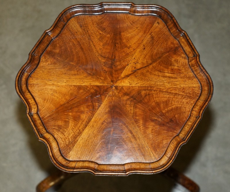 FULLY RESTORED ANTIQUE CHARLES TOZER OYSTER MAHOGANY TRIPOD SIDE END LAMP TABLE gallery