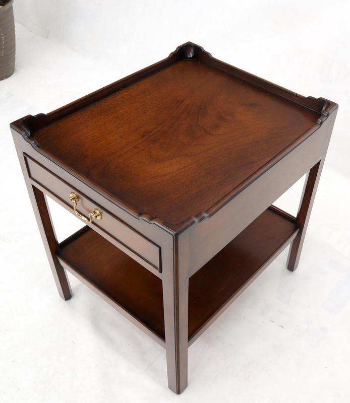 Southampton Mahogany Gallery Top Brass Drop Pull One-Drawer End Table Stand gallery