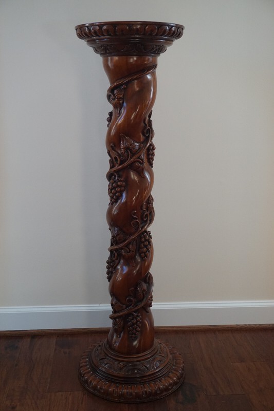 Mahogany Carved Wood Grape Leaf Pedestal Stand