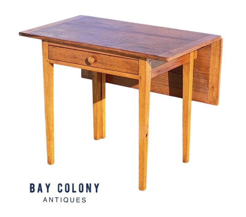 Antique Hepplewhite Drop Leaf Tavern Table / Bakers Table gallery