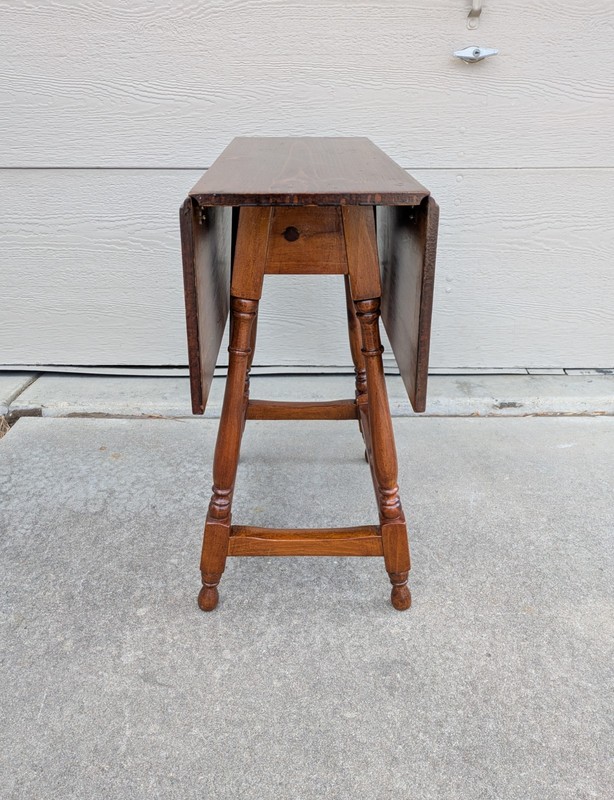 Vintage Rustic Farmhouse Country Pine Wood Drop Leaf Butterfly Gate Leg Table A gallery