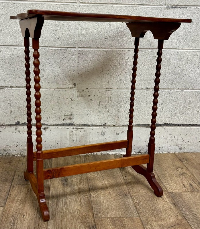 Antique Victorian Spindle Leg Bobbin Leg Side Table